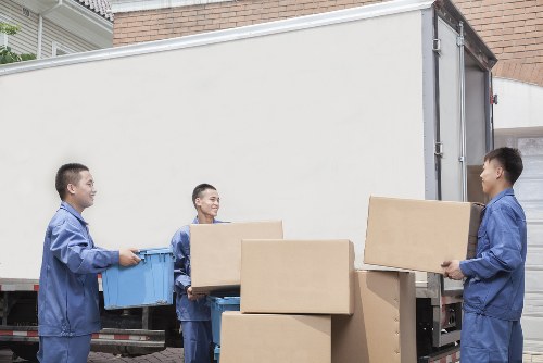 Step-by-step home moving checklist and organized packing